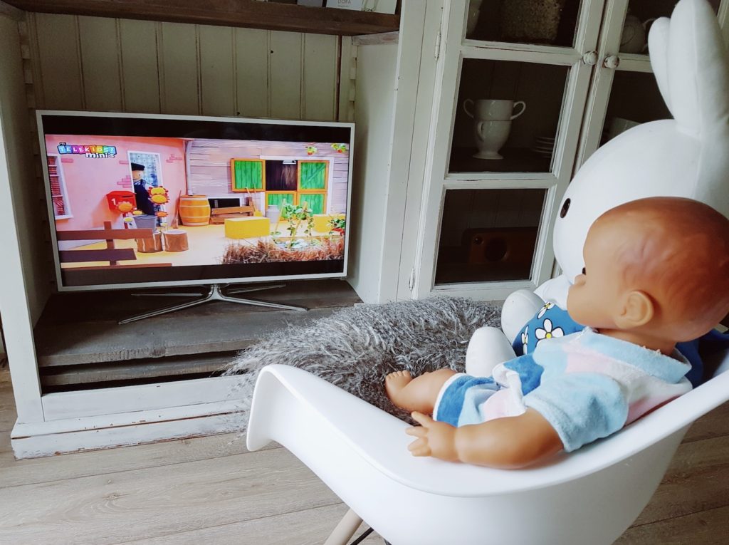 Mag je baby tv kijken? | Pamperpraat